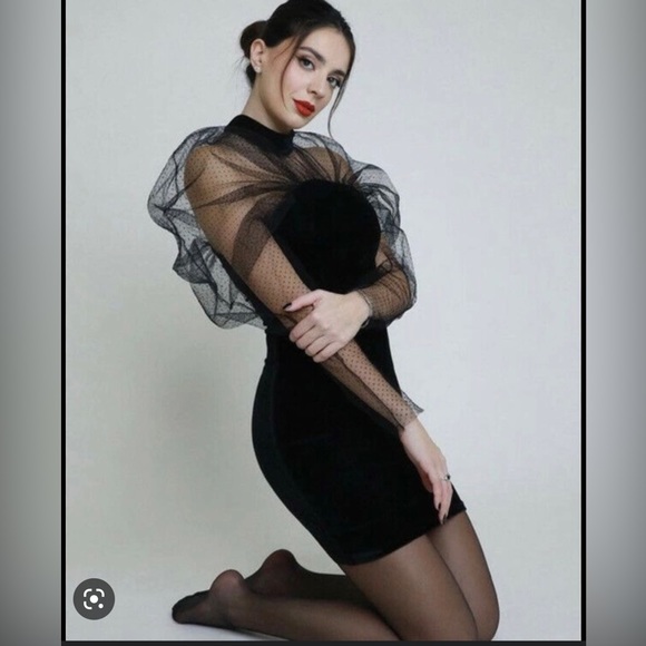 Zara Dresses & Skirts - zara velvet black dress